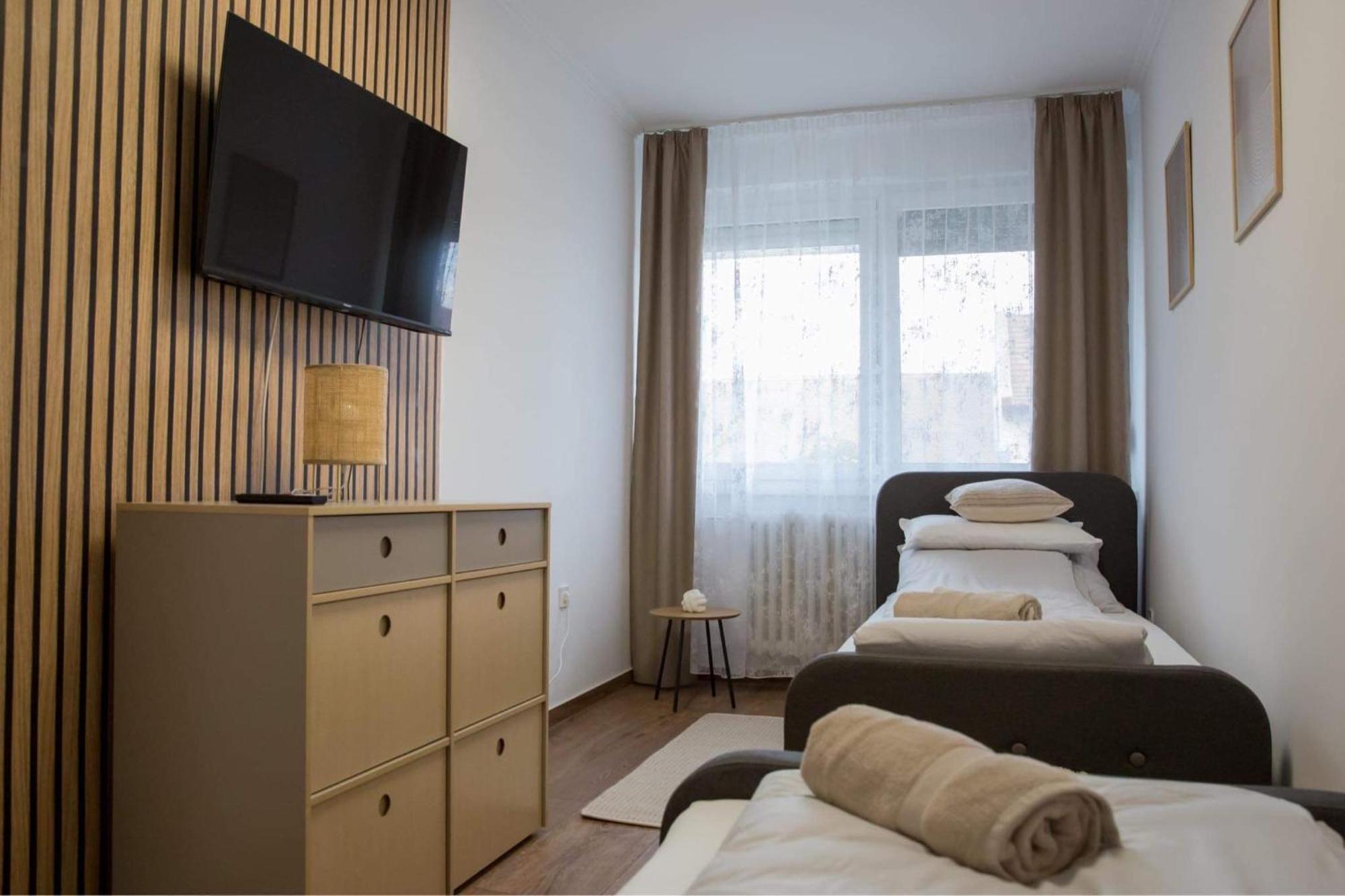 Deluxhome Sárospatak المظهر الخارجي الصورة